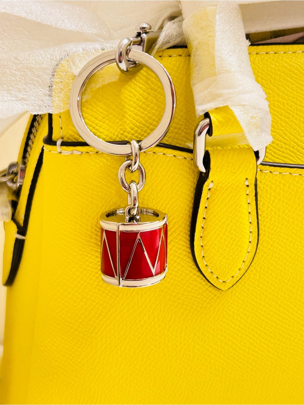 EXTREMELY RARE Coach Y2K Red Drum Keychain/ Bag Charm - Picture 3 of 16